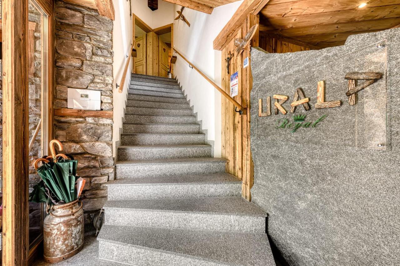 Uralp Royal By A-Appartments Бранд Екстериор снимка